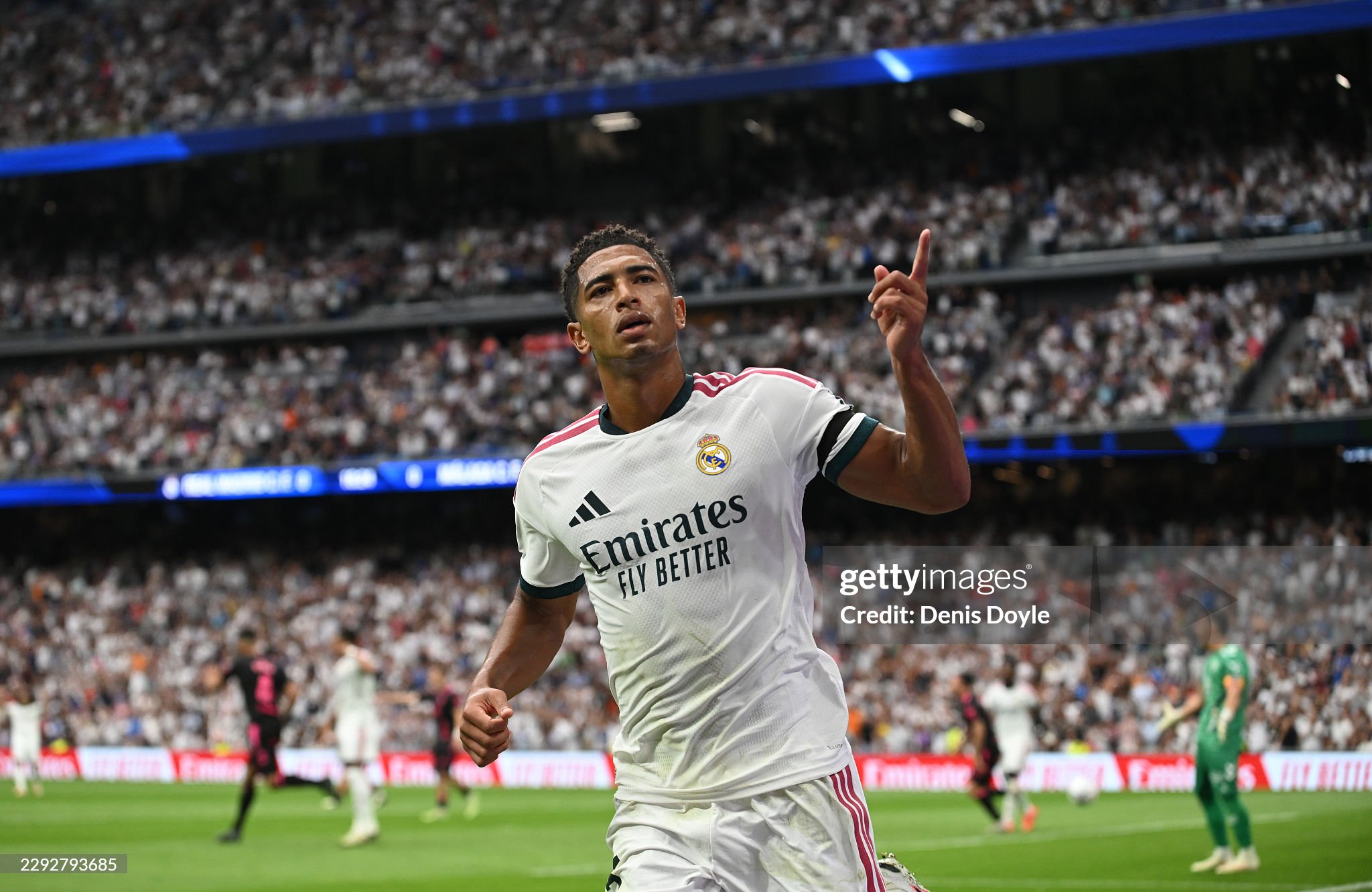Real Madrid taklukkan Malaga 4-0, start sempurna Mourinho berlanjut